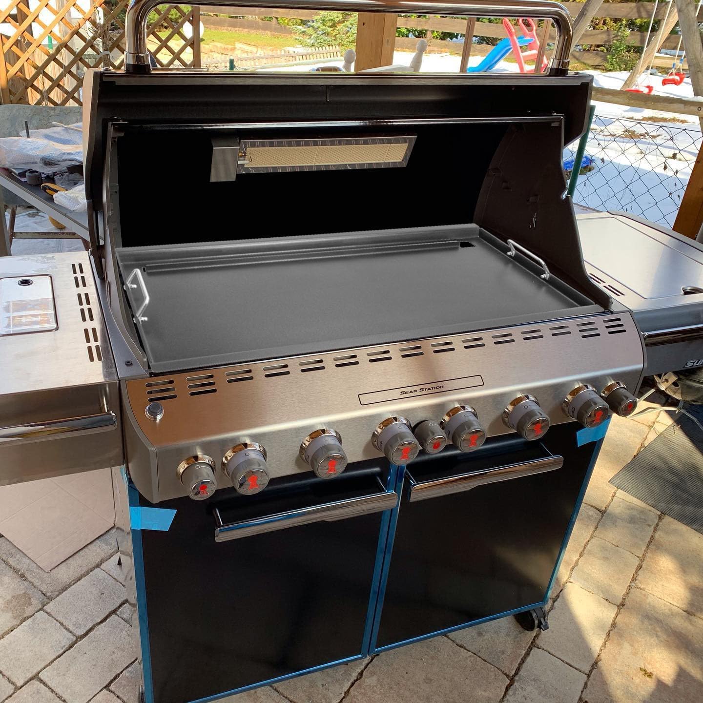 Full Size Griddle Inserts for Weber Summit 600 Series Grills, Flat Top Griddle for Summit E/S 640/650/660/670 Gas Grills with a Smoker Box, Replacement Parts for Weber 67552 Grates