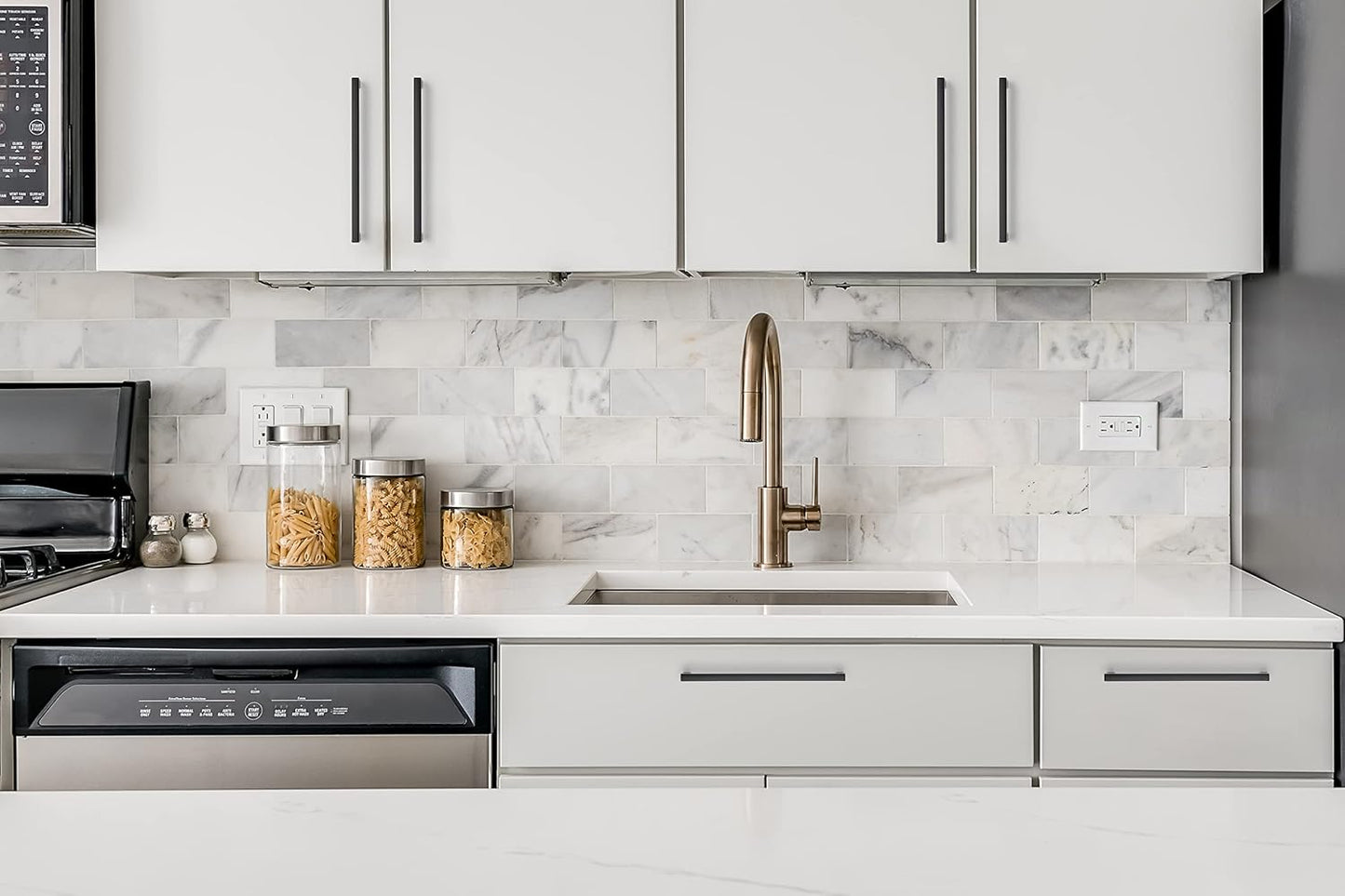 Ravinte 30 Pack Solid 7-1/2 Inch Center to Center Slim Square Bar Drawer Handles Kitchen Cabinet Handles Black Drawer Pulls Kitchen Cabinet Hardware Kitchen Handles Matte Black Cabinet Pulls