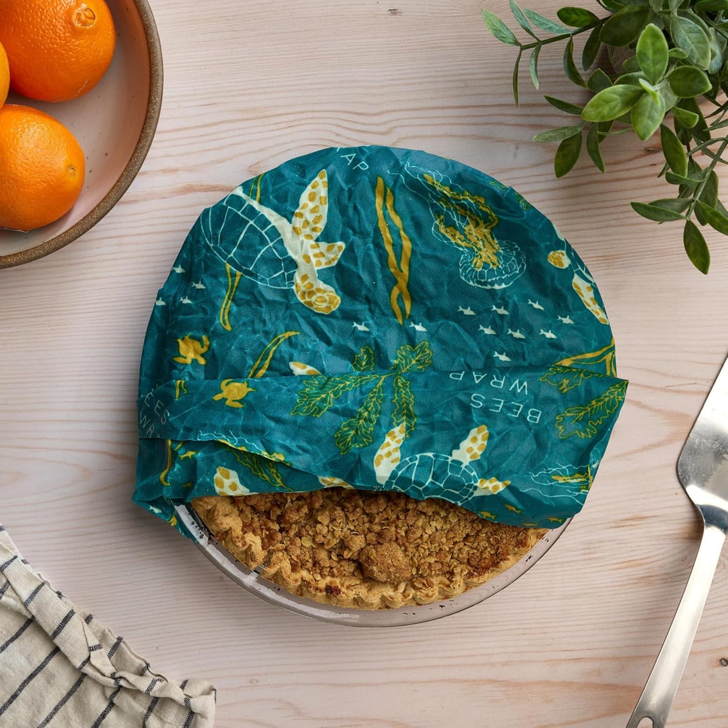 Bee's Wrap Beeswax Wraps for Food - Ocean Cut to Size 14x52" Wax Paper Roll - Made in USA Reusable Waxed Paper & Bowl Covers - Organic & Eco-Friendly Alternative to Aluminum Foil & Plastic Wrap